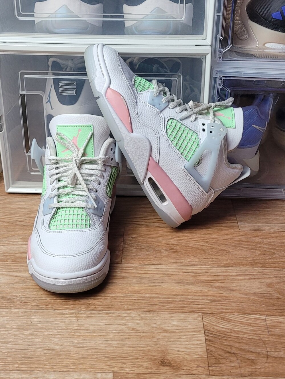 Nike Air Jordan 4 Retro Valentine's Day (2026) (GS) IB7068-100